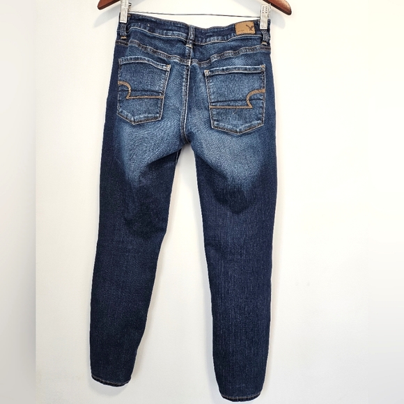 American Eagle High Waisted Super Stretch Jegging - Size US 6 Short - Picture 5 of 7